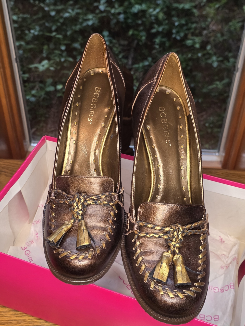 BCBGeneration Bronze Brown Leather Loafers, Vintage New Old Stock. Sz 9 - Picture 8 of 9